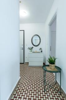 NEWLY Renovated Apartment in City centre 100Mbps - Tesalónica - 8