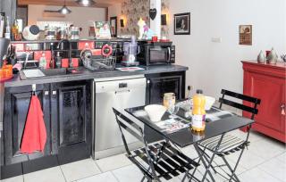 Stunning Apartment In Montélimar - Montélimar - 4