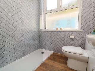 At the Bay Apartment - Ilfracombe - 2
