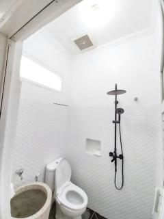 Guesthouse Hannia - Sumber - 5