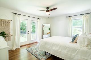 Cozy Creekside Rancher-Heart of Downtown Knoxville - 7