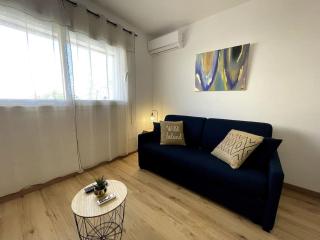 Charmant Studio climatisé avec parking, au cœur de pietranera, plage a 500m, Bastia a 2km - 8