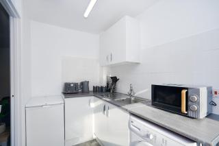 Springland Close - 3