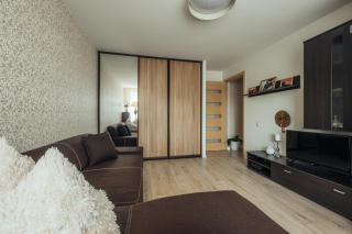 Eva's Home - 4