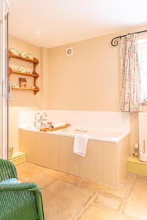 Alltybrain Farm Cottages and Farmhouse B&B - Brecon - 9