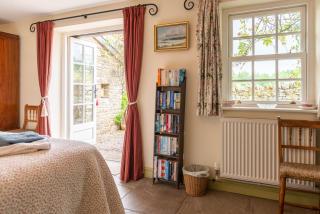 Alltybrain Farm Cottages and Farmhouse B&B - Brecon - 3
