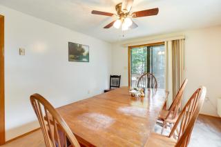 Lake Access and Decks Pet-Friendly Poconos Cabin! - Pocono Lake - 1