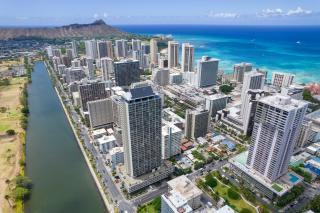 @ Marbella Lane - Vibrant and Refreshing Studio - Honolulu - 0