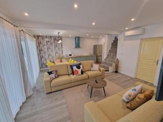 Casa Neptuno para 10 personas solarium patio privado con BBQ, y aire acondicionado - Empuriabrava - 7