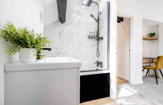 The Old School Sleeps 14 - 2