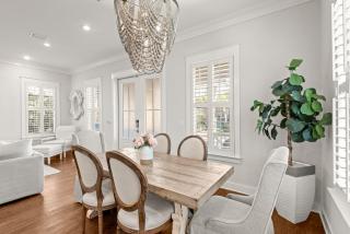 Luxurious "CAREFREE COTTAGE" in SEACREST BEACH Walk to the Beach, Steps to the Pool & Tram 3 BR home - Panama City Beach - 5