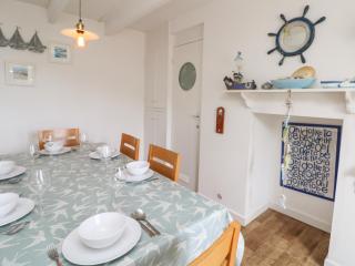 Kerbenetty Harbour Cottage - 2
