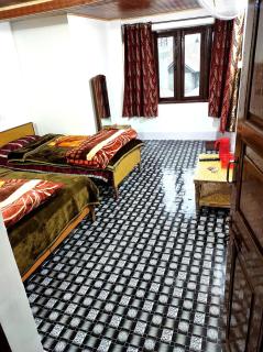 Kamran Guest House - Srinagar - 7