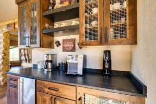 Alma Mountain Getaway with Private Hot Tub and Views - 1