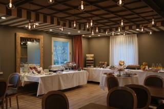 Lake Hotel La Pieve - Pisogne - 8