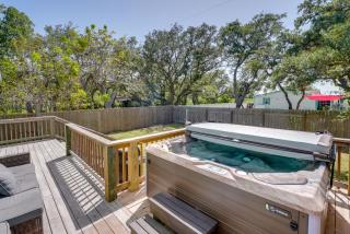 Hot Tub and Fire Pit Rockport Vacation Rental! - Rockport - 9