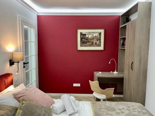 Jeny Boutique Apartment - 9