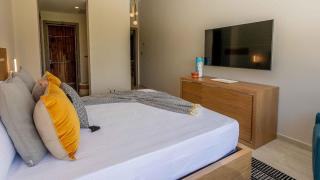 Luxury Condo with Golf Cart Included in Cana Pearl - 4