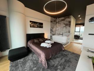 Hanza Tower - Luxurious Apartment 60m2 - 15th Floor City View - Szczecin - 3