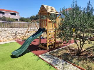 Holiday house Nena with pool - 1