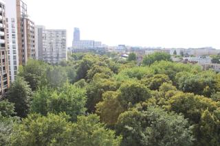 Strict center Warsaw comfortable apartment, 10th-floor with beautiful view on the park and skyscrapers, free WiFi, self check-in/out - Varsovie - 8