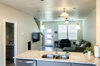 Brownstone Beauty - Boise - 8