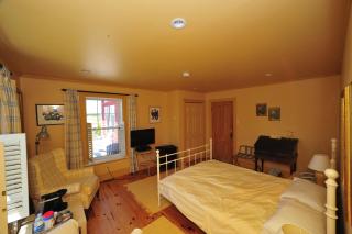 Little Shemogue Inn - 8