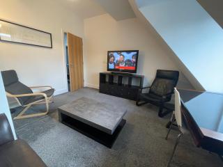 2 Bedroom 2 bathroom Apartment 8 including free parking - Bromley - 0