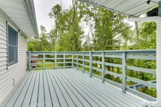 Sauna, Fire Pit Spacious and Serene Poconos Getaway - Canadensis - 8