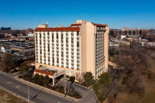 Embassy Suites by Hilton Kansas City Plaza - Kansas City - 9
