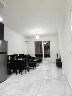 Black'n White Apartment - 5