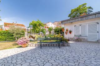 Apartments with a parking space Crikvenica - 5494 - Crikvenica - 3