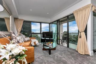 Waterfront Wonder + Cp! - 3