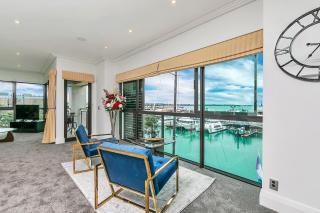 Waterfront Wonder + Cp! - Auckland - 6