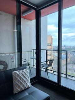2BR entire apt in city central - 4