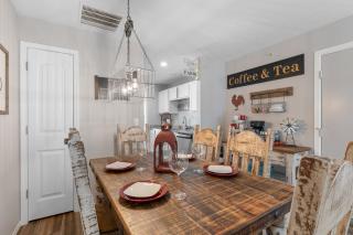 Two Gorgeous Condos*Side by Side*10 Beds*Sleep 17! - Branson - 5