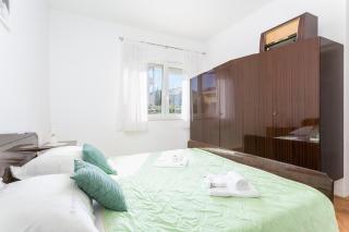 Apartments by the sea Kastel Stafilic, Kastela - 21145 - Kaštela - 1