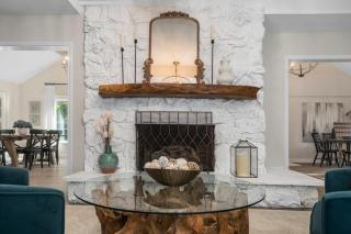 The Susser Estate with Dock Hot Tub Game Room - Tool - 6