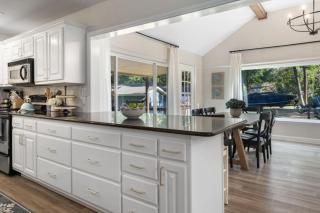The Susser Estate with Dock Hot Tub Game Room - Tool - 1