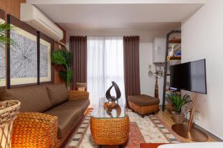 Friendly Heights - 1