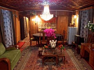 Iram Houseboats - Srinagar - 6