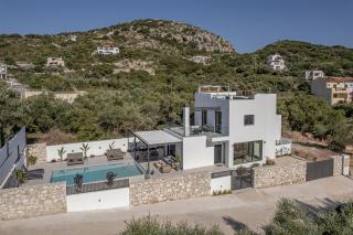 Avrilia Seaside Villa Heated Pool - Almyrida - 2