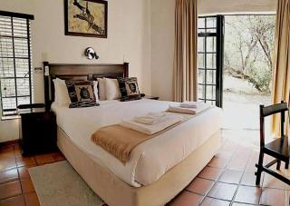Luxury Lodge on Sabie River at Kruger Gate! - 7