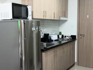 Shore 2 Condo unit near MOA - Manila - 6