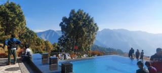 Blue Pine Resort - Lansdowne - 8