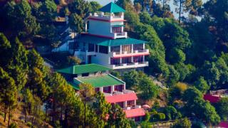 Blue Pine Resort - Lansdowne - 6