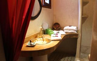 Riad Alida - 8