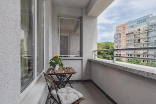 Etna Tranquil Apartments with Balcony Kołobrzeg by Noclegi Renters - Colberga - 8