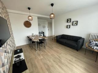 Appt 4 chambres avec balcon, Spinelle - Ifs - 2