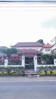 Villa Malang Gunung Kawi - 4